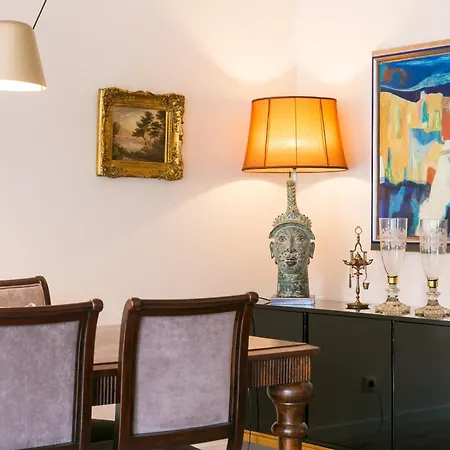 Διαμέρισμα Glamorous House