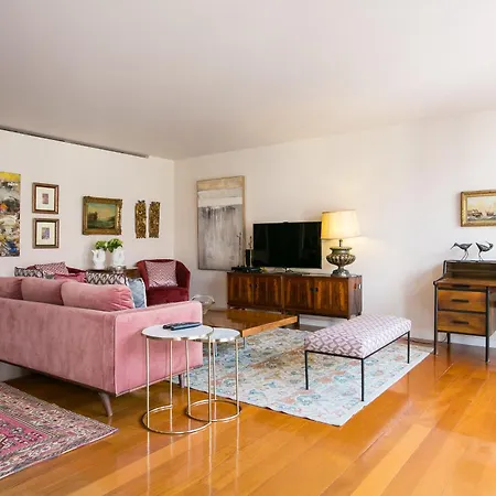 里斯本魅力公寓 *